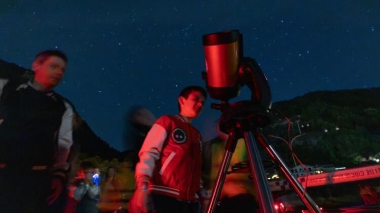 The Astronomy Festival gathers 600 participants in La Massana