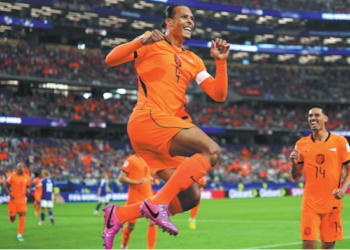 Japan comes from behind twice to clinch 2-2 draw with the Netherlands