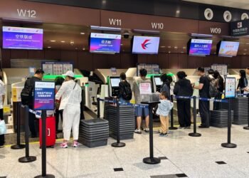 Cross-border travel surge expected during Dragon Boat Festival holiday