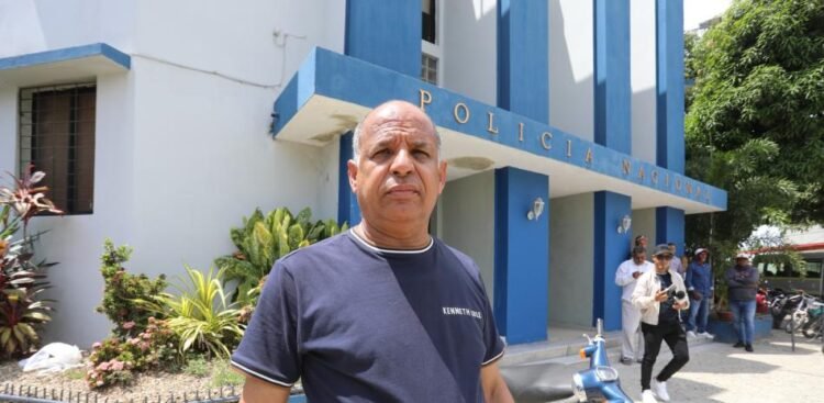 Man who arrived from the US is assaulted in Dajabón; complaint they took almost two million worth of clothes