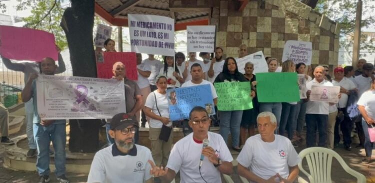 “We are waiting for death,” laments a patient from Alto Costo