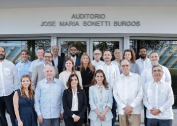 SID Group receives the US ambassador