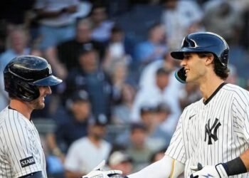 Jones, Rice and Goldschmidt hit H4 in overwhelming victory for the Yankees