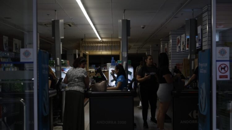 Forces Elèctriques d’Andorra has notified a breakdown on Calle Pere d’Urg that leaves several buildings in Andorra la Vella without electricity