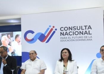 Government debates at Infotep on educational reform