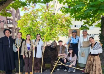 L’Ossa d’Ordino parades for the first time at the International Iberian Masquerade Festival
