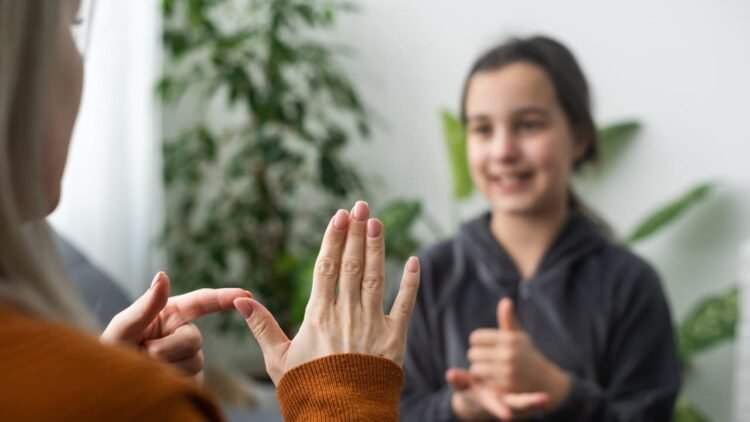 Israeli Sign Language officially recognized, Knesset decides