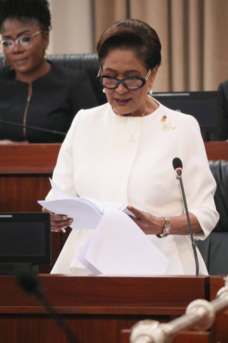$2.8B to pay salariesPM promises to address outstanding wage commitments to public servants in Mid-Year Budget on Jun 15