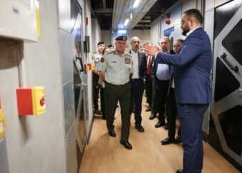 Al-Hunaiti visits Zain Innovation Platform and Zain Regional Data Center