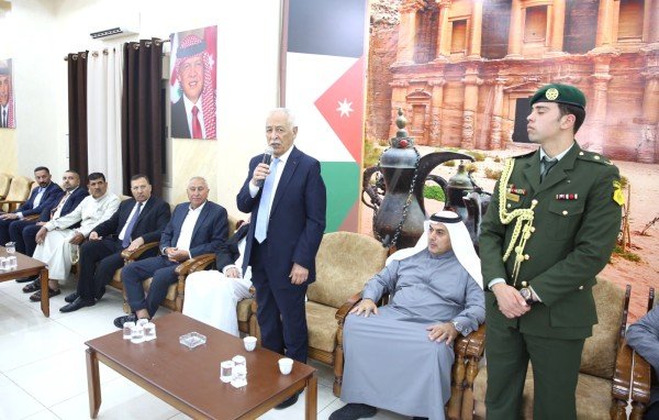 Representative of the King and the Crown Prince… Al-Issawi offers his condolences to Al-Harahsha and Bani Saeed