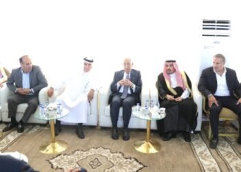 Representative of the King and the Crown Prince… Al-Issawi offers his condolences to the Al-Fayez clan