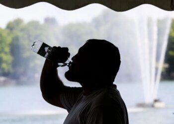 Swiss heatwave lasts longer and affects more regions