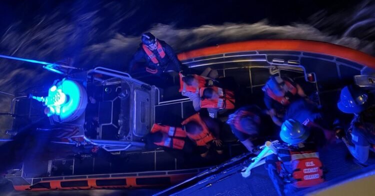 Migration Crisis: The US Coast Guard deports 27 Cuban rafters