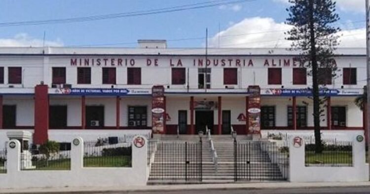 Cuba: Without structural changes, the regime reduces ministries to 20