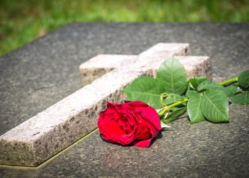 The association “I want to help refugees” will install two more tombstones for unidentified deceased border violators