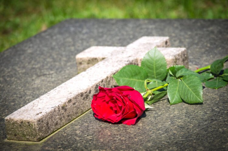 The association “I want to help refugees” will install two more tombstones for unidentified deceased border violators