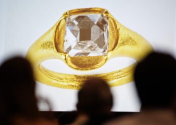 Germany returns cultural treasures stolen by the Nazis to Poland