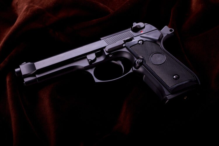 Weapon permits for dual citizens of Latvia and Russia or Belarus will be prohibited