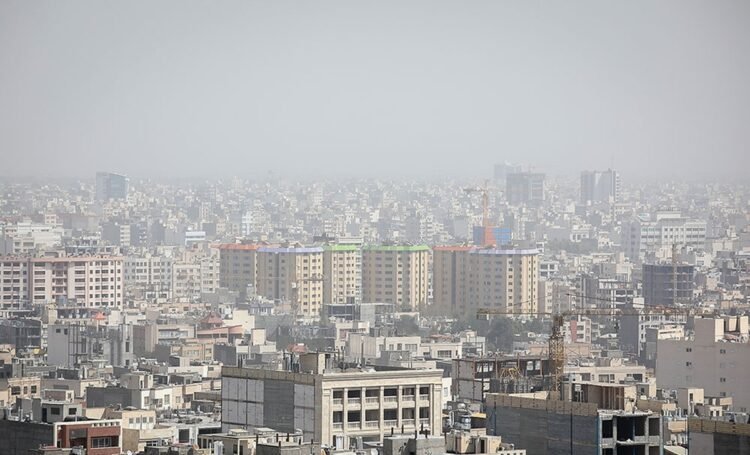 Tehran’s breaths were numbered/the pollution index approached the warning limit