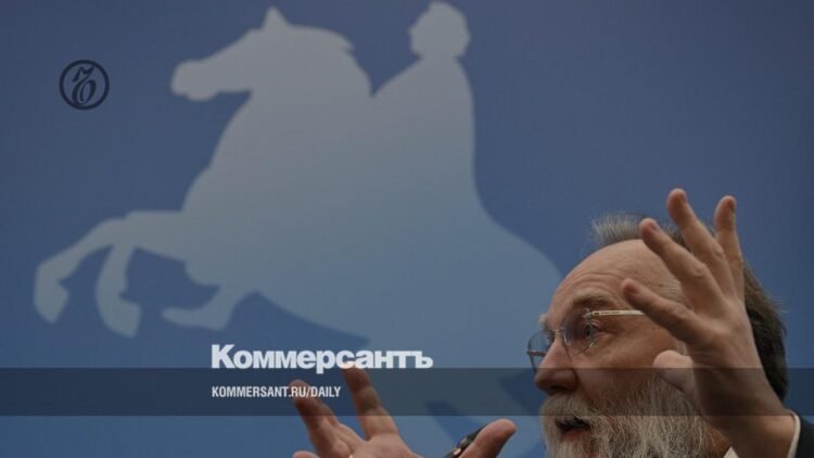 What was discussed at the SPIEF session “Main threats to Russia in the second quarter of the 21st century”