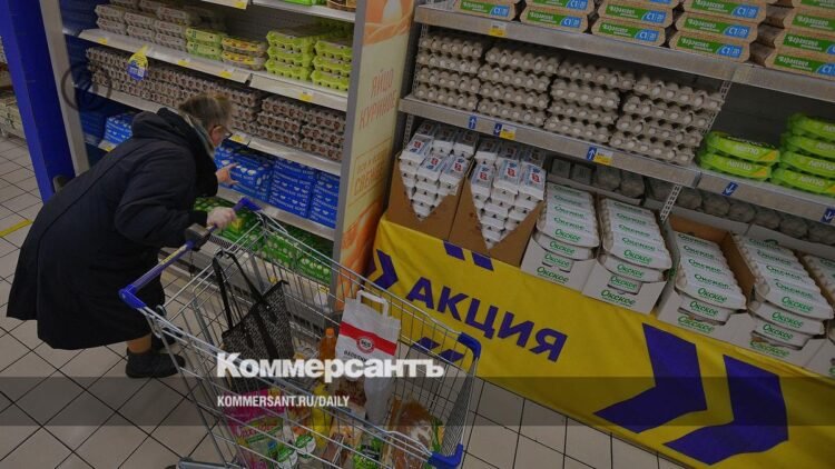 Retailers demand that suppliers cut egg prices by up to a quarter
