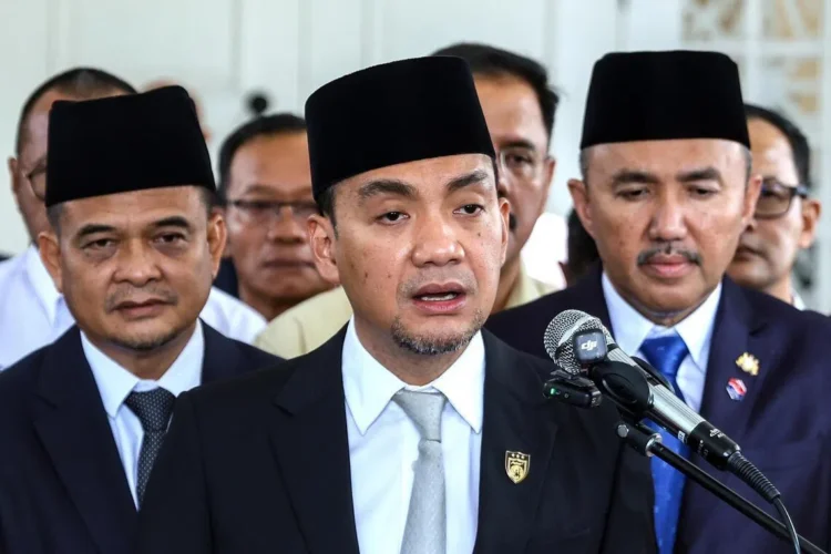 Move to dissolve Johor assembly signals BN confidence in retaining supermajority: Analysts