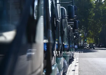The expansion of dedicated lines for public transport in Yerevan continues to be a priority. Avinyan