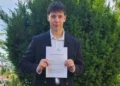 Alexander Jorias: Abitur with 900 out of 900 points
