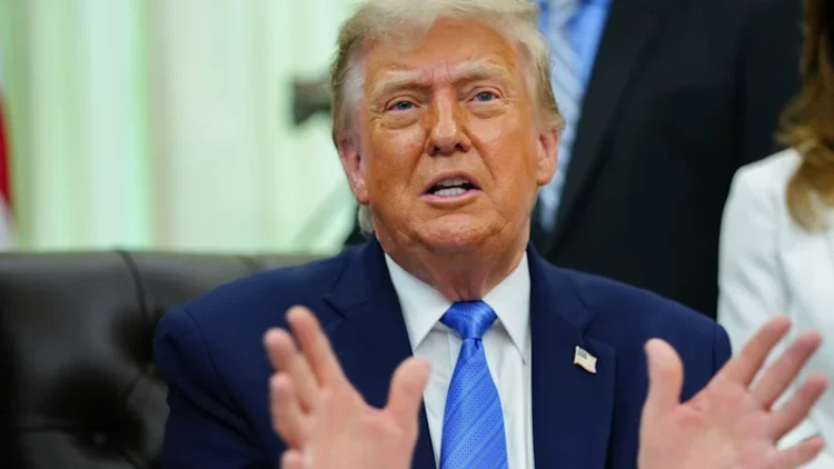 US-Iran peace deal: Donald Trump confirms end to war and reopening of the Strait of Hormuz