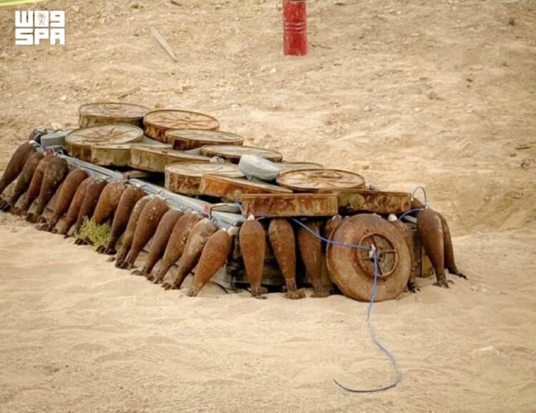 Al-Riyadh newspaper | Masam removes 2,164 mines from various Yemeni territories in a week