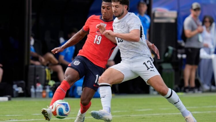 ‘It hurt’: Improved All Whites left to rue painful lapse in narrow loss to England