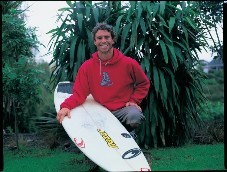 Kiwi surfing legend dies in Indonesia