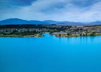 Police identify man found dead in Lake Tekapo