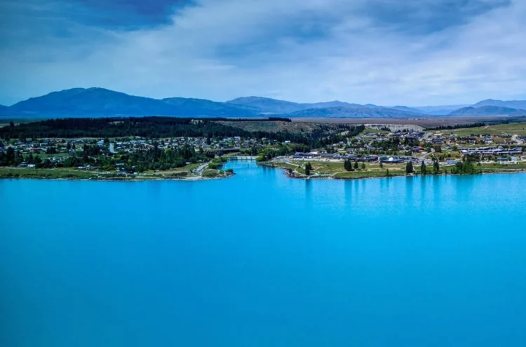 Police identify man found dead in Lake Tekapo