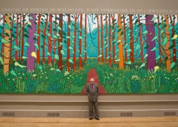 David Hockney, artist renowned for his pool scenes, has died at 88