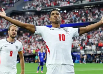 England score four to overwhelm Croatia in wild Dallas showdown