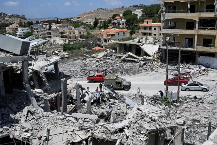 Israel defies America, continues attacks on Lebanon despite ceasefire