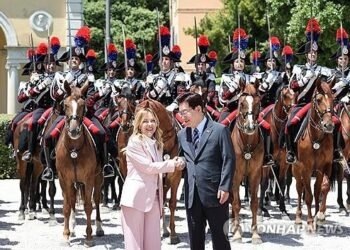 (LEAD) S. Korea, Italy sign MOUs to enhance advanced science cooperation, explore joint projects in Africa