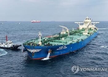 Half of stranded S. Korean ships exit Strait of Hormuz as transit gains pace