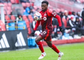 Derrick Étienne, the return of a Grenadier with a view to the World Cup