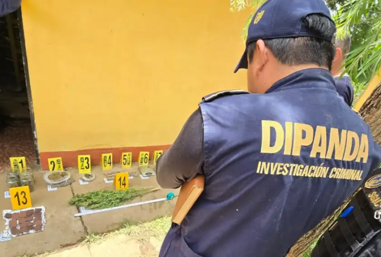 A 78-year-old US citizen accused of preparing cookies with drugs is captured in Cobán