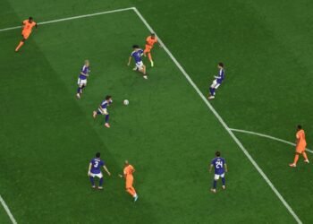Koeman defends substitutions after Oranje draw 2-2 with Japan