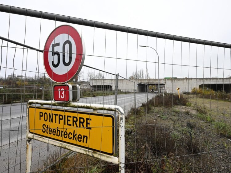 Tageblatt.lu | Construction site | The road construction administration is closing the Steinbrücken exit at the weekend