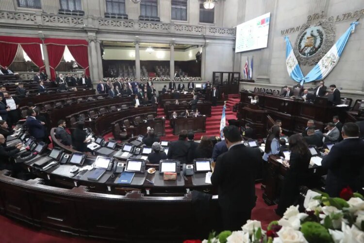 Business and financial sector recognizes approval of law against money laundering in Guatemala