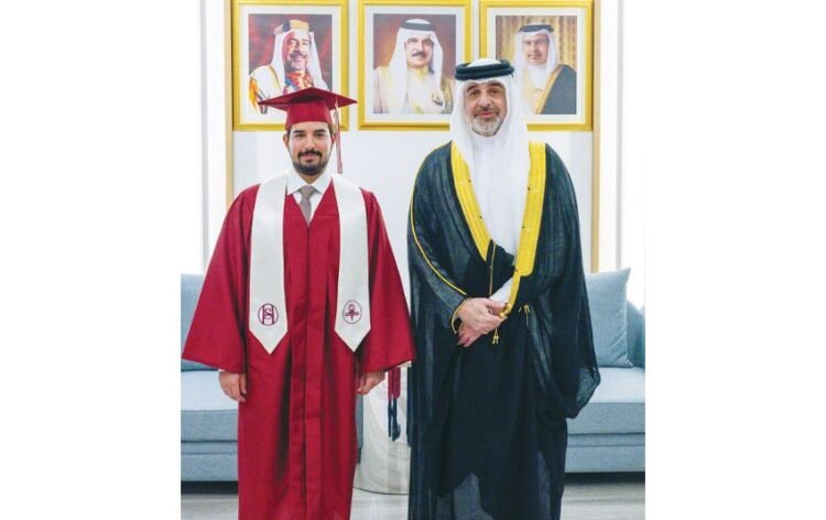Gulf News | On the occasion of his graduation from Ibn Khaldun National School, the personal representative of the King congratulates his son Sheikh Salman bin Abdullah bin Hamad