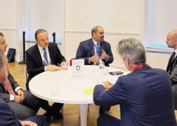 Gulf News | The Minister of Finance meets with the French Minister of Europe and Foreign Affairs