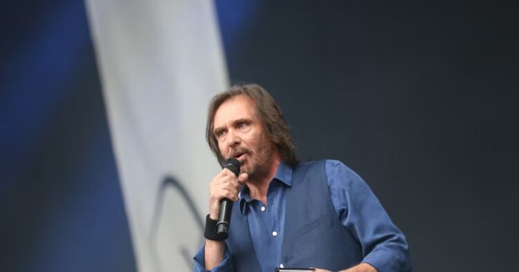 Dennis Locorriere: Dr Hook lead vocalist who sang band’s breakthrough hit Sylvia’s Mother – The Irish Times