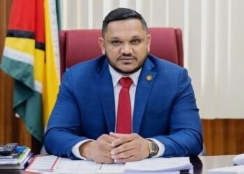 ‘Spread your wings regionally’ – Min. Bharrat tells locals in oil sector