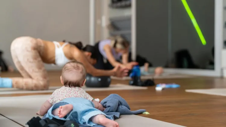 Accompanied fitness training: On the mat with your baby – DiePresse.com