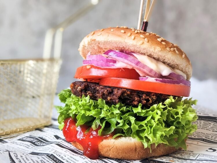 Tageblatt.lu | Meat substitute products | Veggie burger: EU Parliament confirms decision against name ban